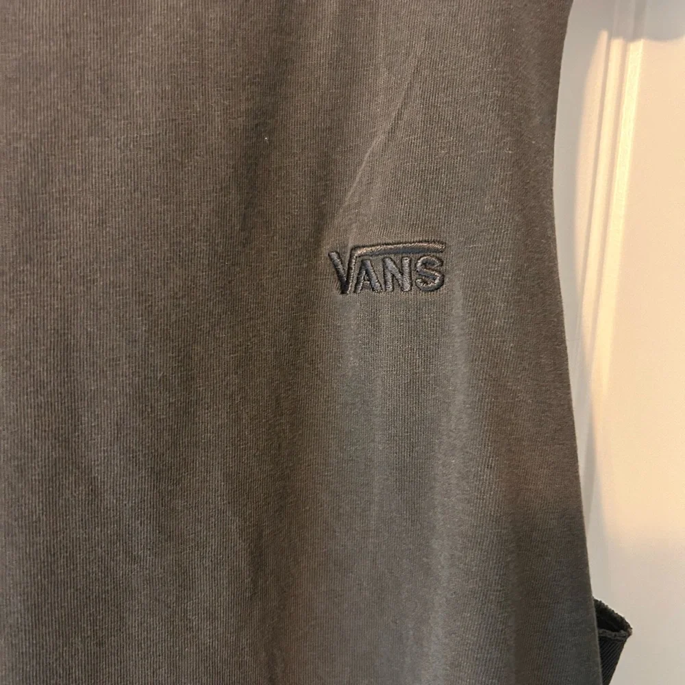Vans Women's Washed Cropped Muscle Tank Tee - Picture 2 of 6